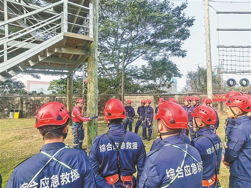 以练为战 砺精兵——龙华区森防综合应急救援队伍开展山地及水域救援技术培训